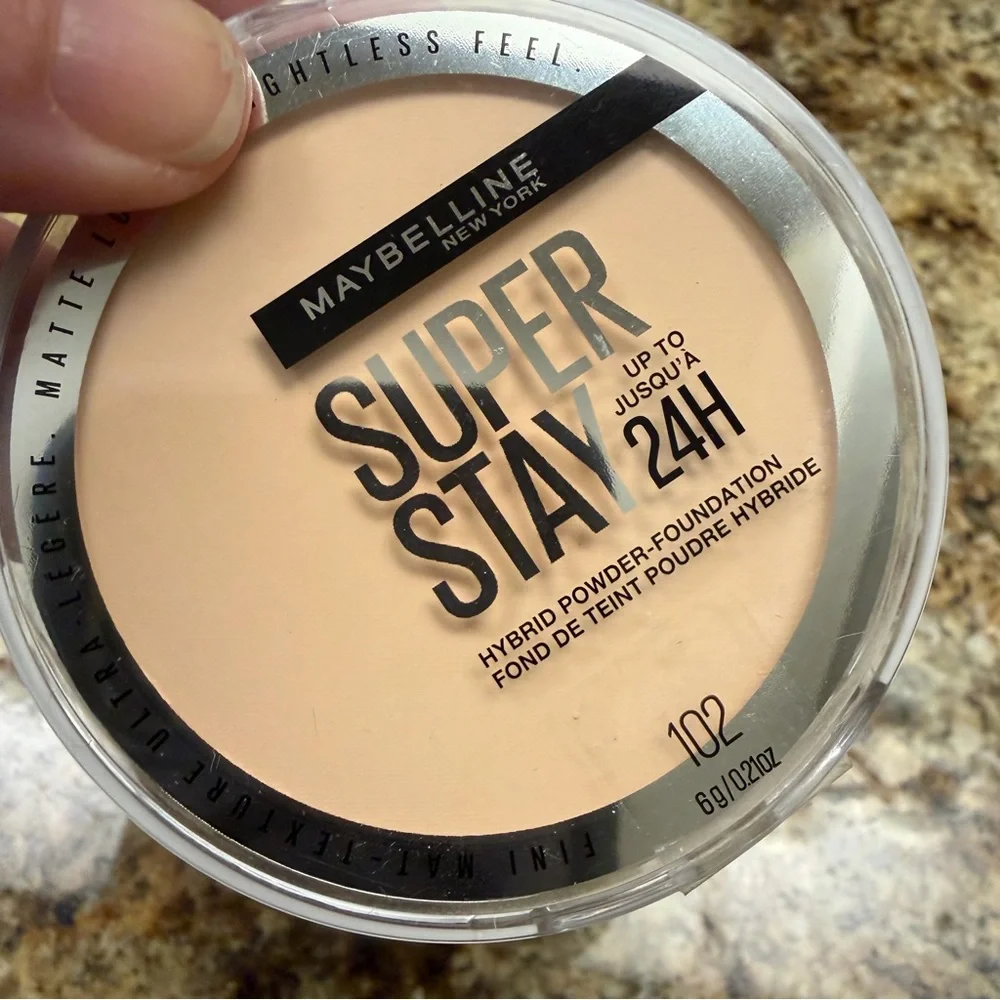 NEW Maybelline Super Stay 24H Hybrid Powder Foundation - 102 Light Warm Peach